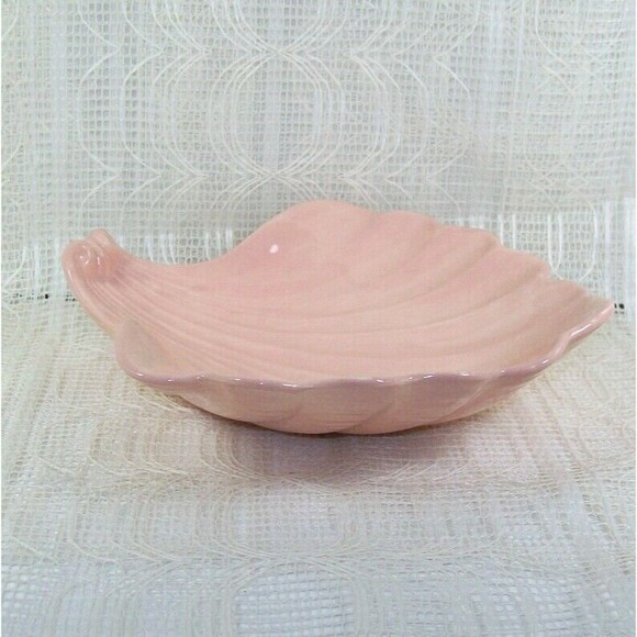Handmade Peach Colored Ceramic Shell Shaped Trinket Dish For Jewelry Or Candy - Picture 7 of 7
